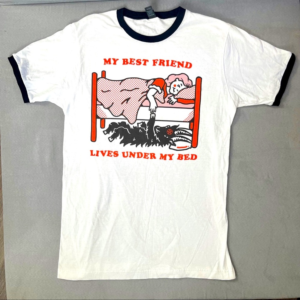 WICKED CLOTHES MY BEST FRIEND LIVES UNDER MY BED RINGER TEE SIZE MEDIUM